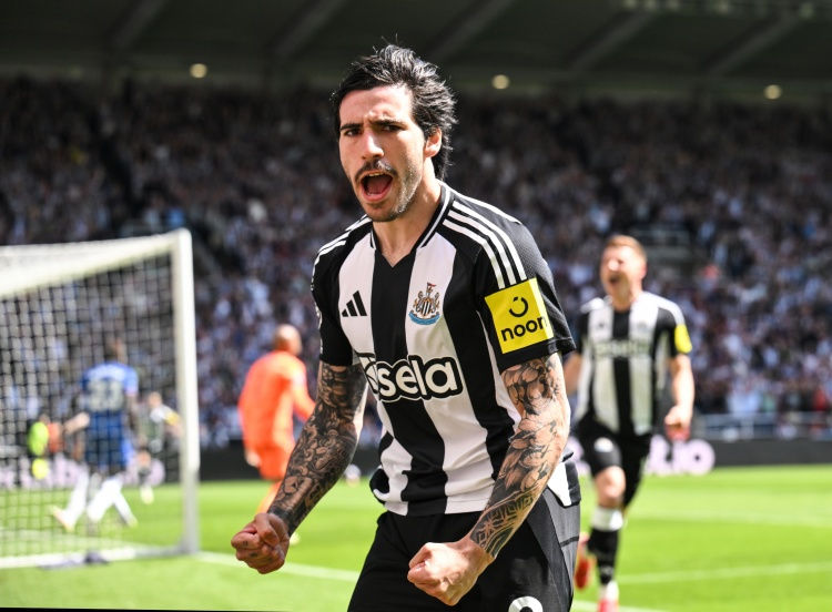 Truyền Thông Ý: Juventus Hy Vọng Mua Kessiê Và Tonali Vào Hè Nay, Cân Nhắc Bán Koopmeiners Để Gây Quỹ