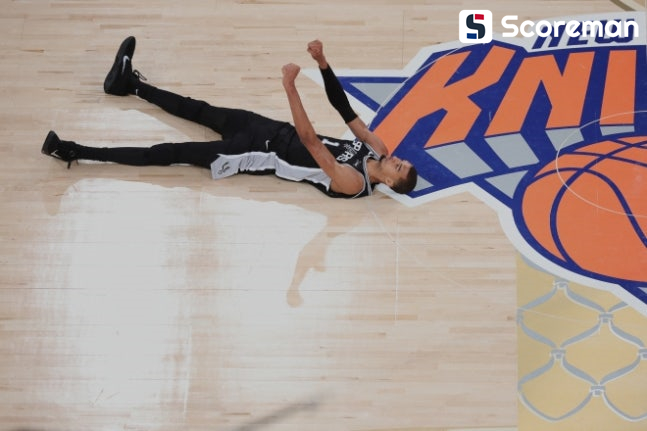 웸반야마의 반격…샌안토니오, NBA 파이널서 뉴욕 꺾고 1승 2패
