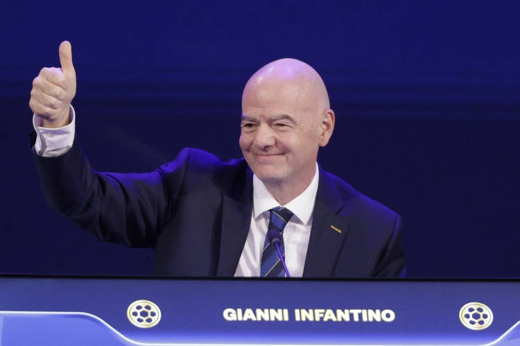 FIFA công bố: Chủ tịch Infantino xác nhận không tiếp tục thúc đẩy kế hoạch bán cổ phần World Cup