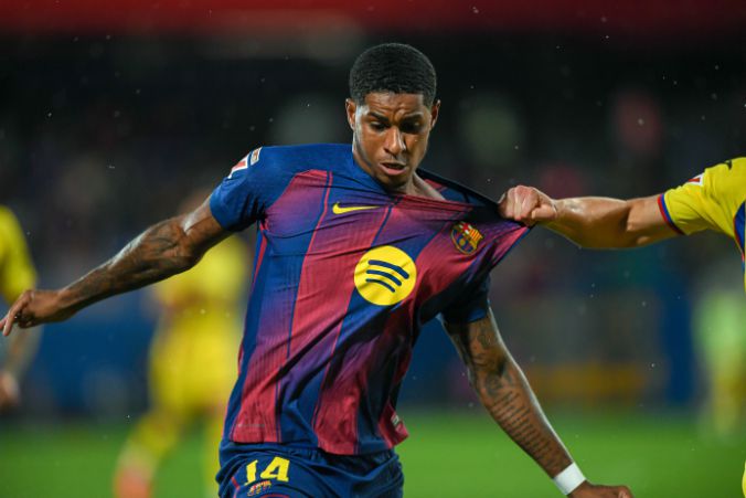 “Rashford quá lười biếng!” – Cựu hậu vệ MU chỉ trích thẳng: “Anh ta khiến đồng đội thất vọng!”