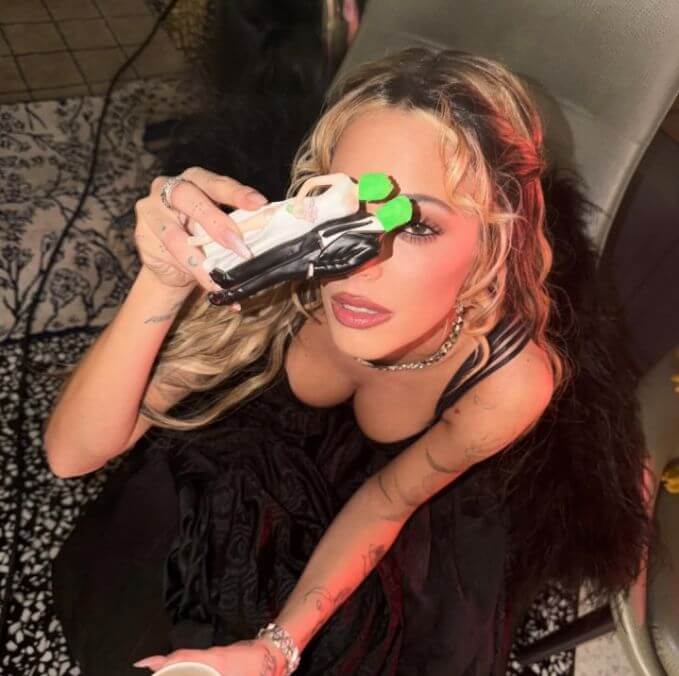 Ngọt ngào ngập tràn😍 Bạn gái của De Paul mừng sinh nhật 29 tuổi, Messi góp mặt trong bữa tiệc