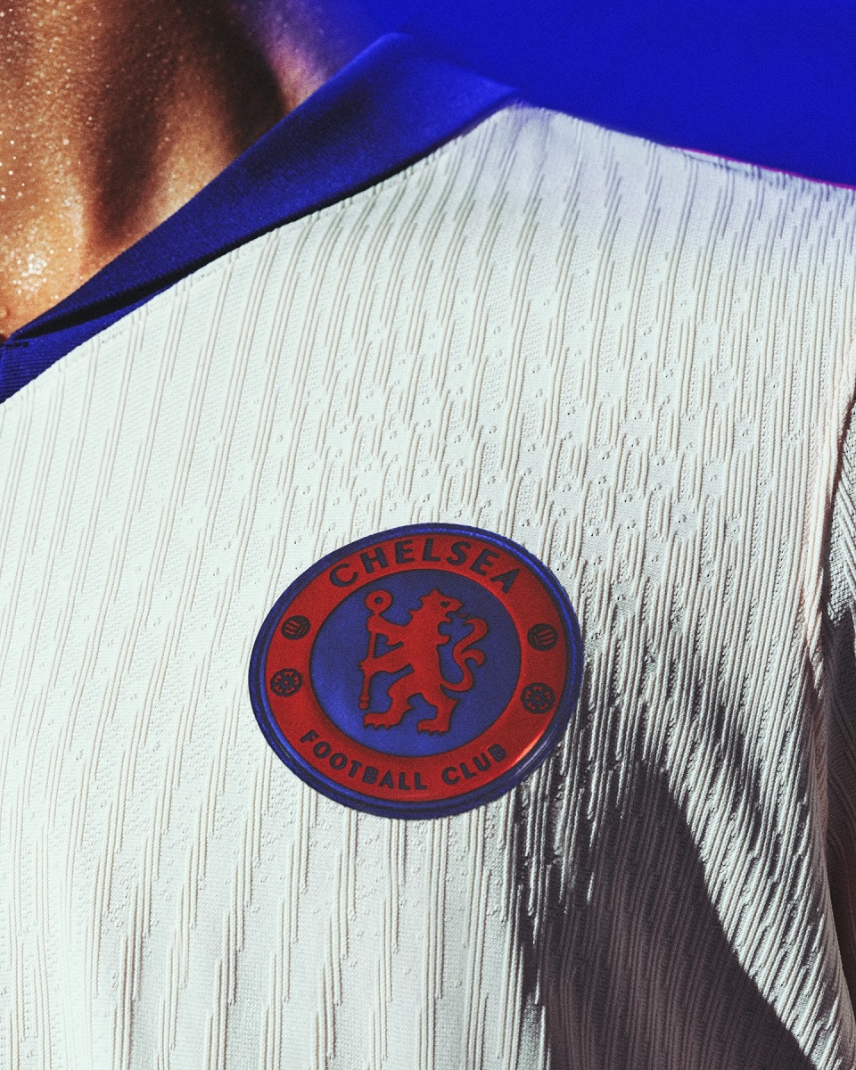 ​Áo đấu sân khách Chelsea cho mùa giải 2024-25