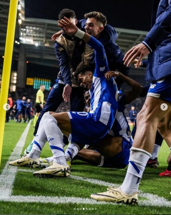 It's not explained...💙𝘿𝙧𝙖𝙘𝙖𝙧𝙮𝙨 🔥