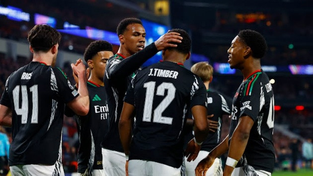 ​Arsenal Gây Sốc Với Chiến Thuật Tái Đột Phá Của Arteta Trong Cuộc Đụng Độ PSV