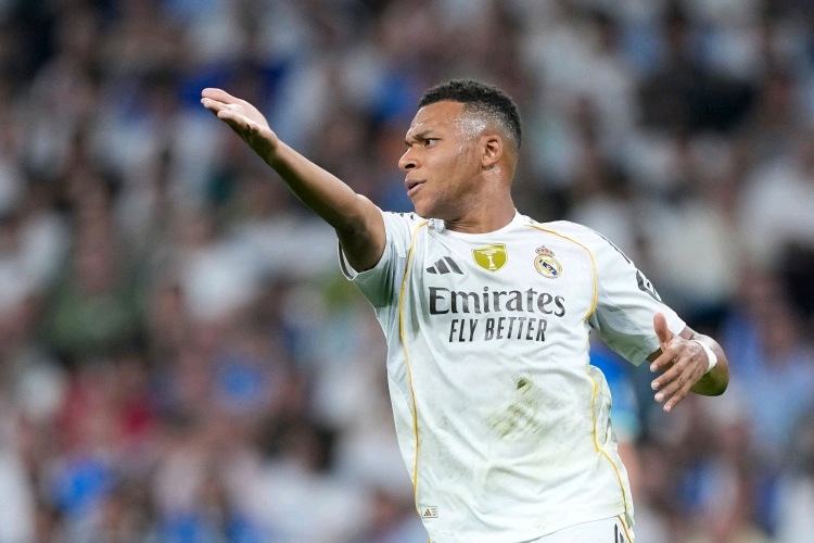 Mbappé ghi 38 bàn sau 40 trận La Liga, sánh ngang Puskás trong lịch sử Real Madrid; Cristiano Ronaldo có 37 bàn