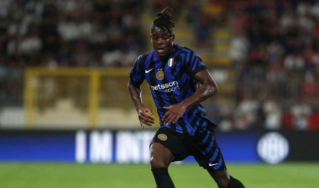 ​Tân binh tuyển Đức Yann Bisseck gây ấn tượng mạnh với HLV Nagelsmann