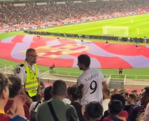 ​Fan Real Madrid bị đuổi khỏi sân Nou Camp, Mbappe vẫn là mục tiêu hàng đầu của Barca