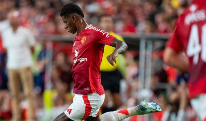 ​Rashford tỏa sáng giữa thất bại của Man United trước Liverpool