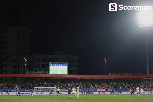 바르셀로나, 시즌 첫 홈경기를 6000석짜리 규정미달 구장에서 치른 이유