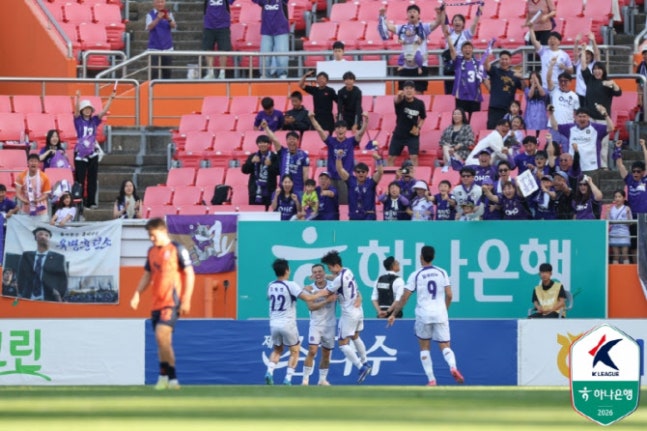 '티아고 결승골' 전북, 김천에 극적인 승리…강원은 울산에 2-0 승리