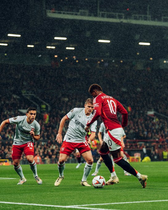 Kết quả Europa League: Manchester United 1-1 Twente Enschede