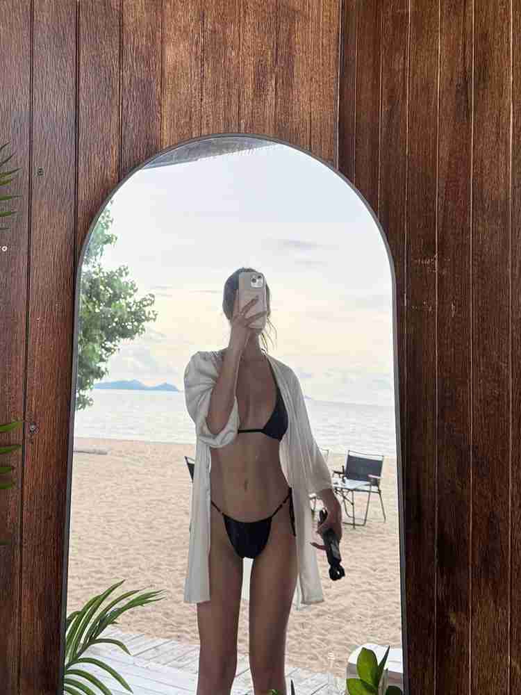 น้องกุ๊กไก่ สาวชาวเชียงใหม่ ที่โด่งดังบนโลกโซเชียล เผยมุมเซ็กซี่ที่ทำให้หนุ่ม ๆ ใจละลายทั้งแถบ