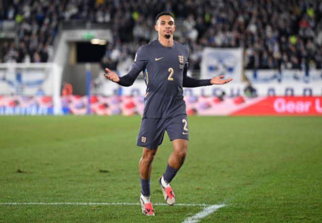 ​Alexander-Arnold tỏa sáng nhưng vẫn bị Keane chỉ trích