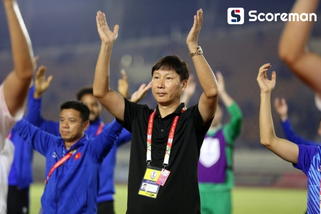 김상식vs신태용, 진검승부 예고한 韩 감독들···’코리안 사령탑 더비’ 오늘 밤 10시 킥오프