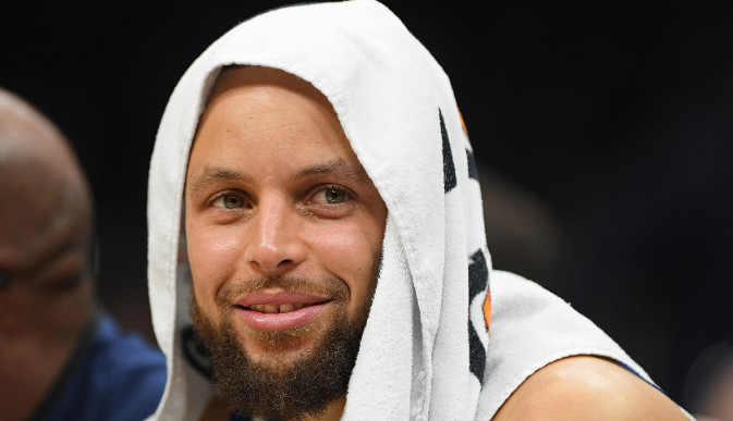 ​Đếm ngược! Curry ghi 3989 quả 3 điểm trong sự nghiệp, chỉ còn cách cột mốc 4000 đúng 11 quả