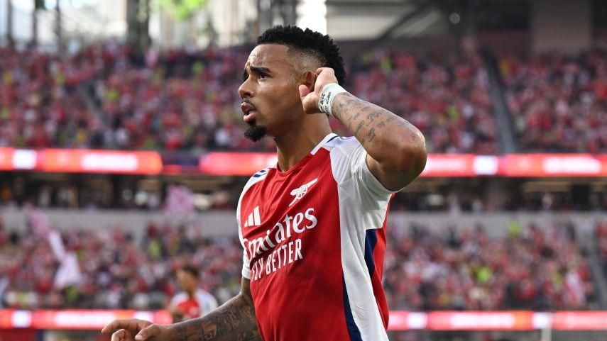 Man Utd to Assess Hojlund, Yoro Injuries after Arsenal Friendly Loss