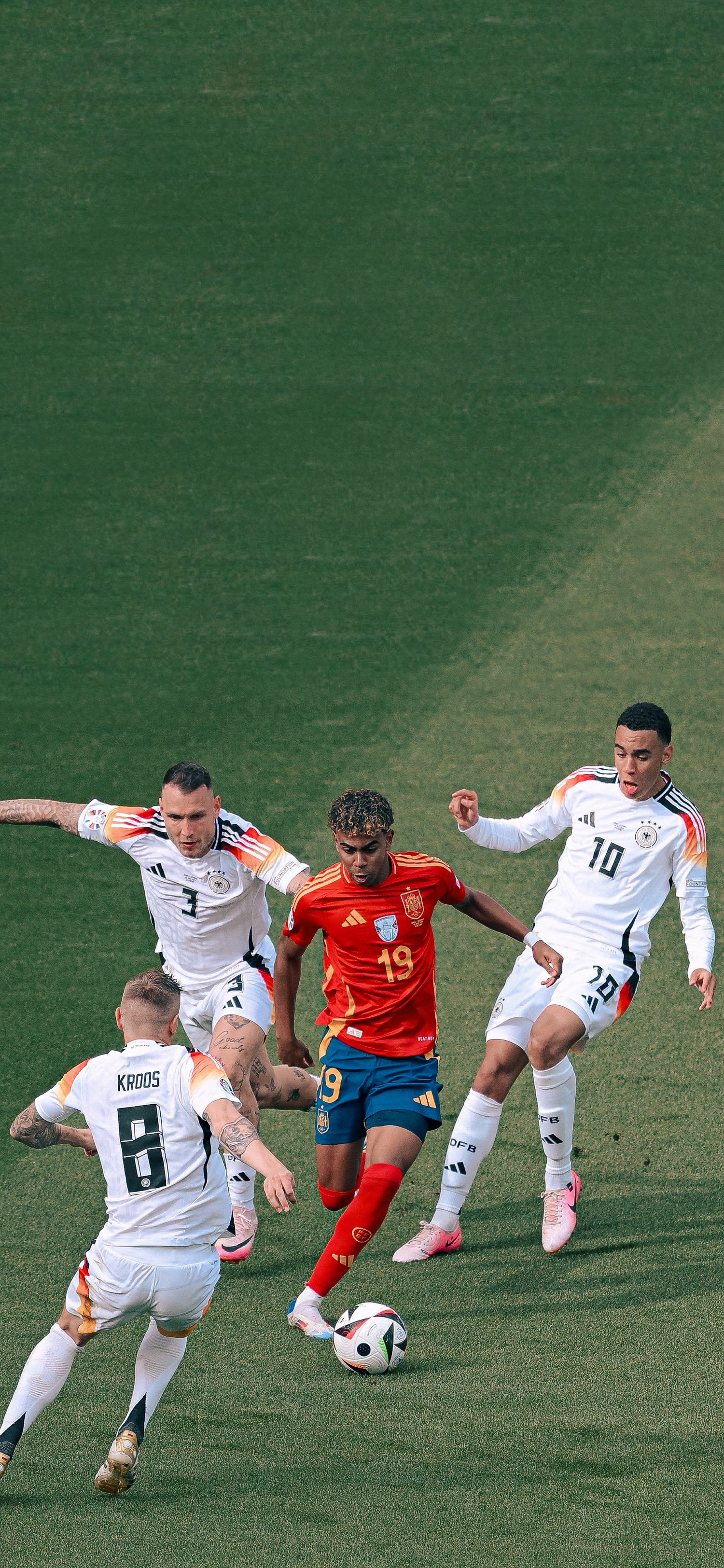 Ảnh đẹp EURO 2024: Tây Ban Nha đánh bái Đức lọt vào bán kết