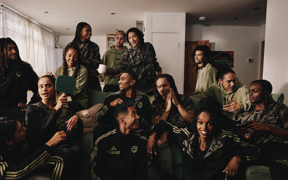 Adidas × Maharishi × Arsenal loạt trang phục chung