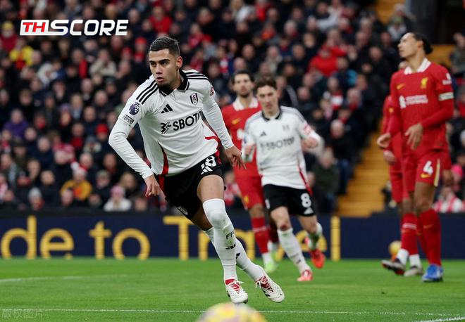 ​หงส์เจ๊าคาบ้าน! รอเบิร์ตสันโดนใบแดงฟอร์มแย่สุด