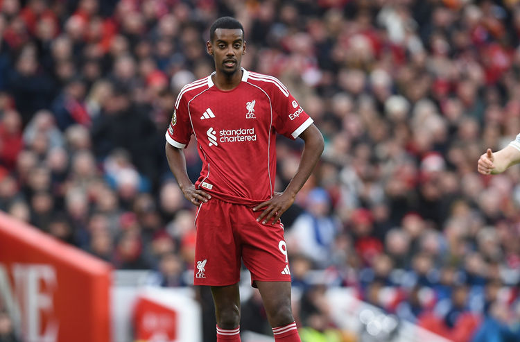 Báo Anh: Phí chuyển nhượng nội bộ Premier League vượt 1,2 tỷ bảng, CLB nước ngoài ngày càng khó “hút tiền” từ Anh