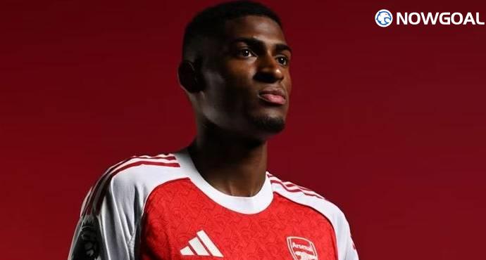 Arsenal Strengthens Defense with Signing of Christhian Mosquera