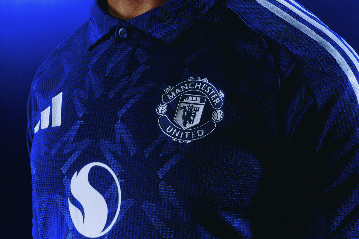 ​Áo đấu sân khách Manchester United cho mùa giải 2024-25