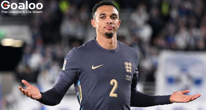 Liverpool Facing Contract Uncertainty with Alexander-Arnold