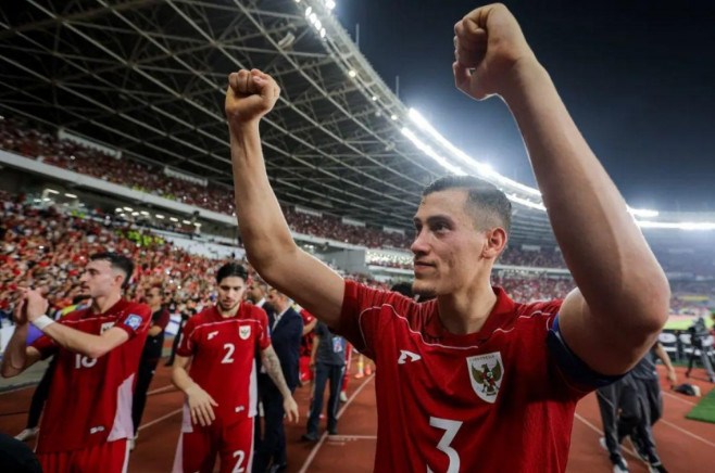 Trung vệ hàng đầu Serie A tỏa sáng trong màu áo ĐT Indonesia