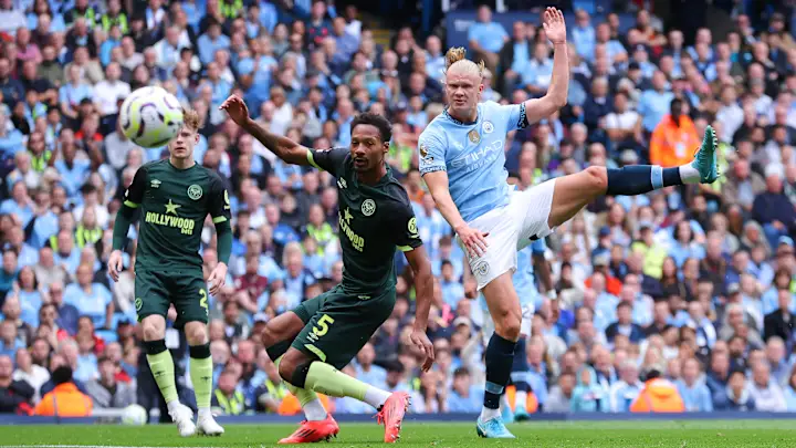 Kết quả Ngoại Hạng Anh: Manchester City 2-1 Brentford