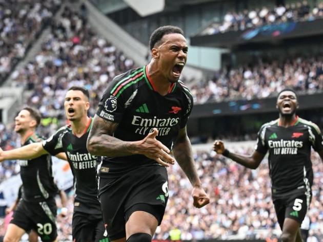 Arsenal Đại Chiến Newcastle: Arteta Thay Đổi Đội Hình Để Lấy Lại Thế Trận