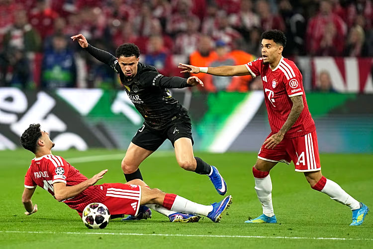 Vào chung kết! Paris Saint-Germain hòa 1-1, thắng Bayern Munich 6-5 sau hai lượt, sẽ đọ sức với Arsenal