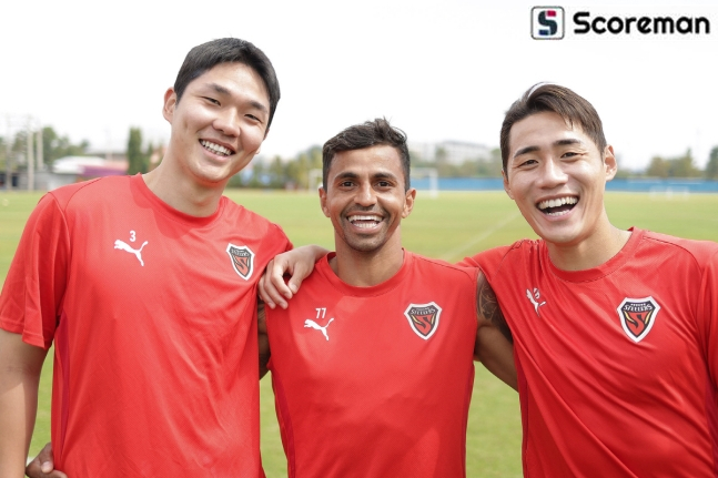 포항, 2025시즌 주장단 발표...주장 완델손 +부주장 한찬희-이동희