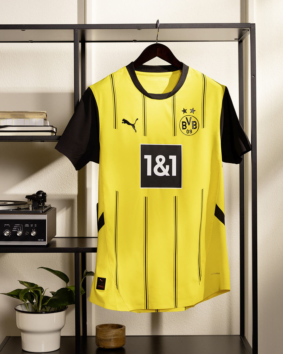 Áo thi đấu sân nhà của Dortmund cho mùa 2024-25