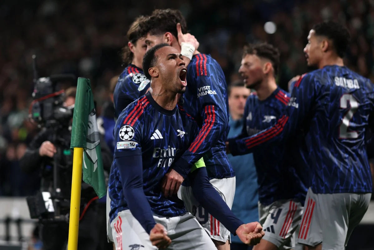 Arsenal thắng nghẹt thở phút bù giờ, hạ Sporting CP 1-0 trên sân khách