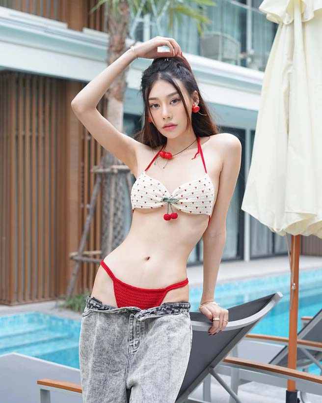 แซ่บแพ็กคู่ เฟิร์ส หวัง ควงน้องสาว เบสท์ หวัง ฟาดทูพีซ อู้หูว จึ้งอะไรขนาดนี้ !