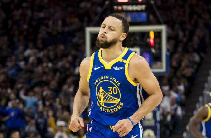 Curry nói về thứ hạng: Thứ sáu là một kết quả tốt, nhưng Fire, Wolves và Bears đều đang cạnh tranh và phải tiếp tục giành chiến thắng