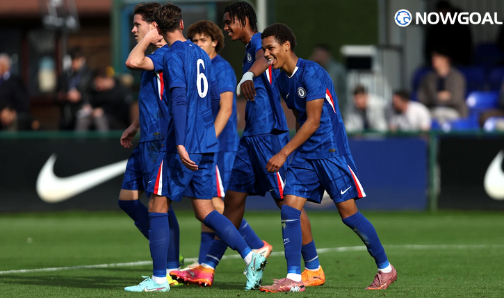 ​Chelsea's Kids Shine in 5-1 Thrashing of Ajax: A Night of Historic Youth Glory at Stamford Bridge