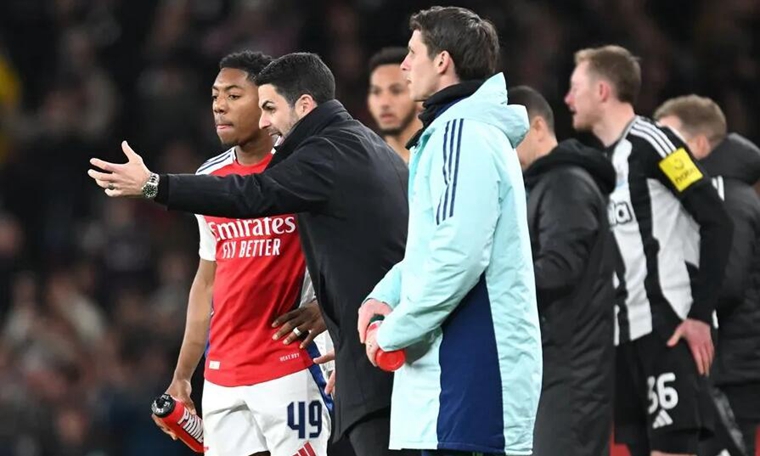 뉴캐슬, 카라바오컵 준결승에서 2-0으로 승리했다!