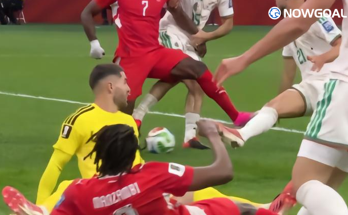 Switzerland beat Algeria 2–0 to advance to the Round of 16