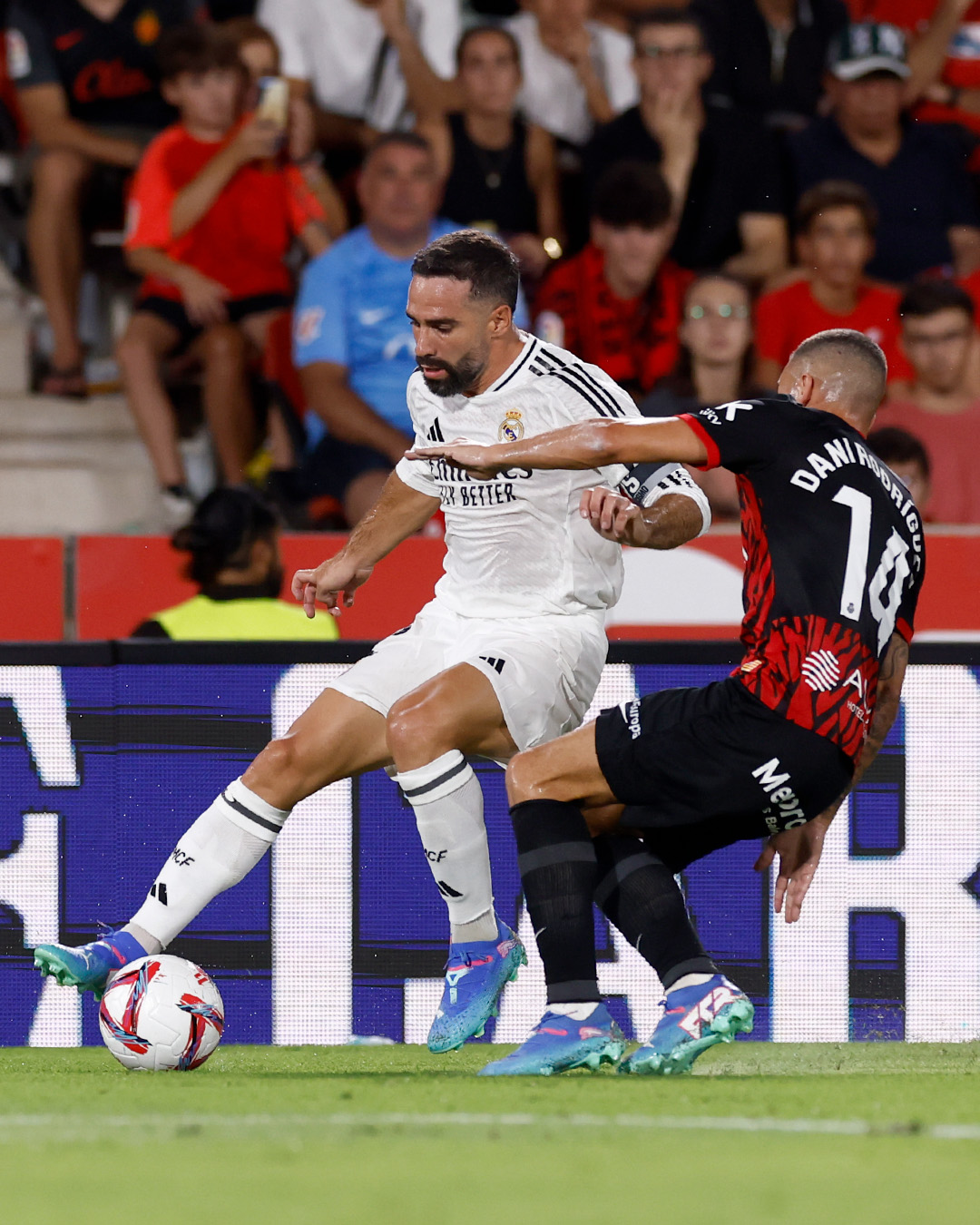Kết quả VĐQG Tây Ban Nha: Mallorca 1-1 Real Madrid