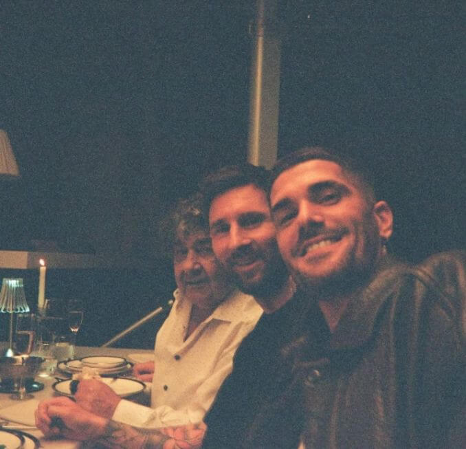 Ngọt ngào ngập tràn😍 Bạn gái của De Paul mừng sinh nhật 29 tuổi, Messi góp mặt trong bữa tiệc