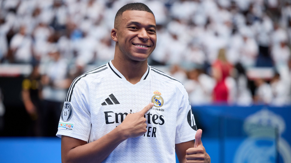 Mbappé Unveiled at Santiago Bernabéu, Calls Real Madrid 