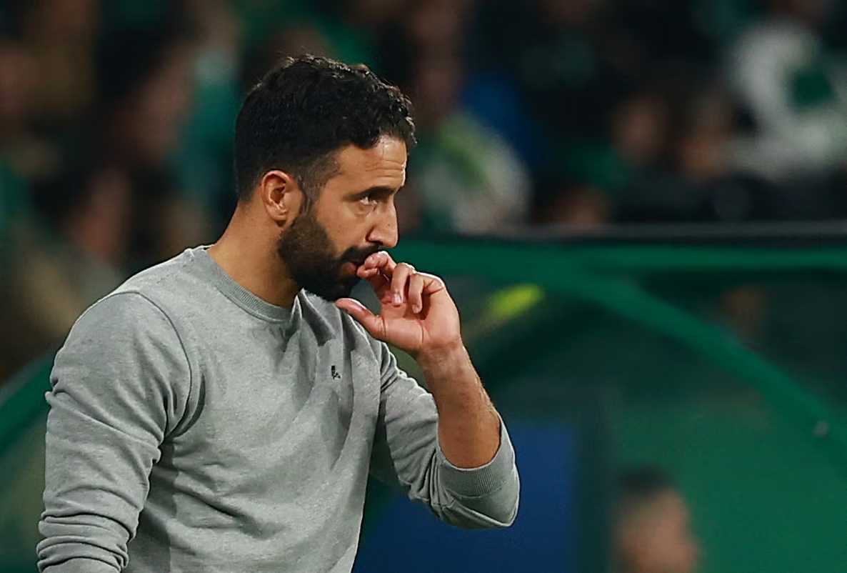 Work Permit Delay Marks Start of Amorim's United Journey