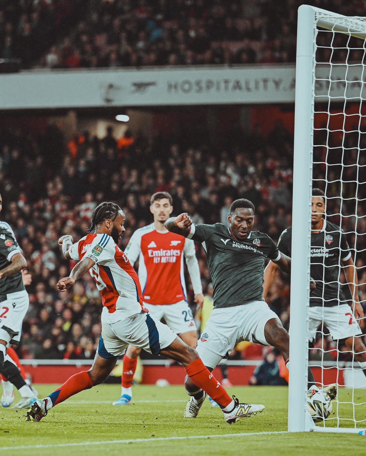 Kết quả Cúp Liên Đoàn Anh: Arsenal 5-1 Bolton Wanderers