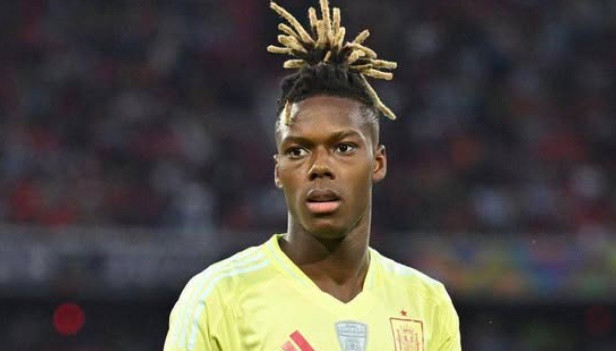 ​NÓNG! Nico Williams 