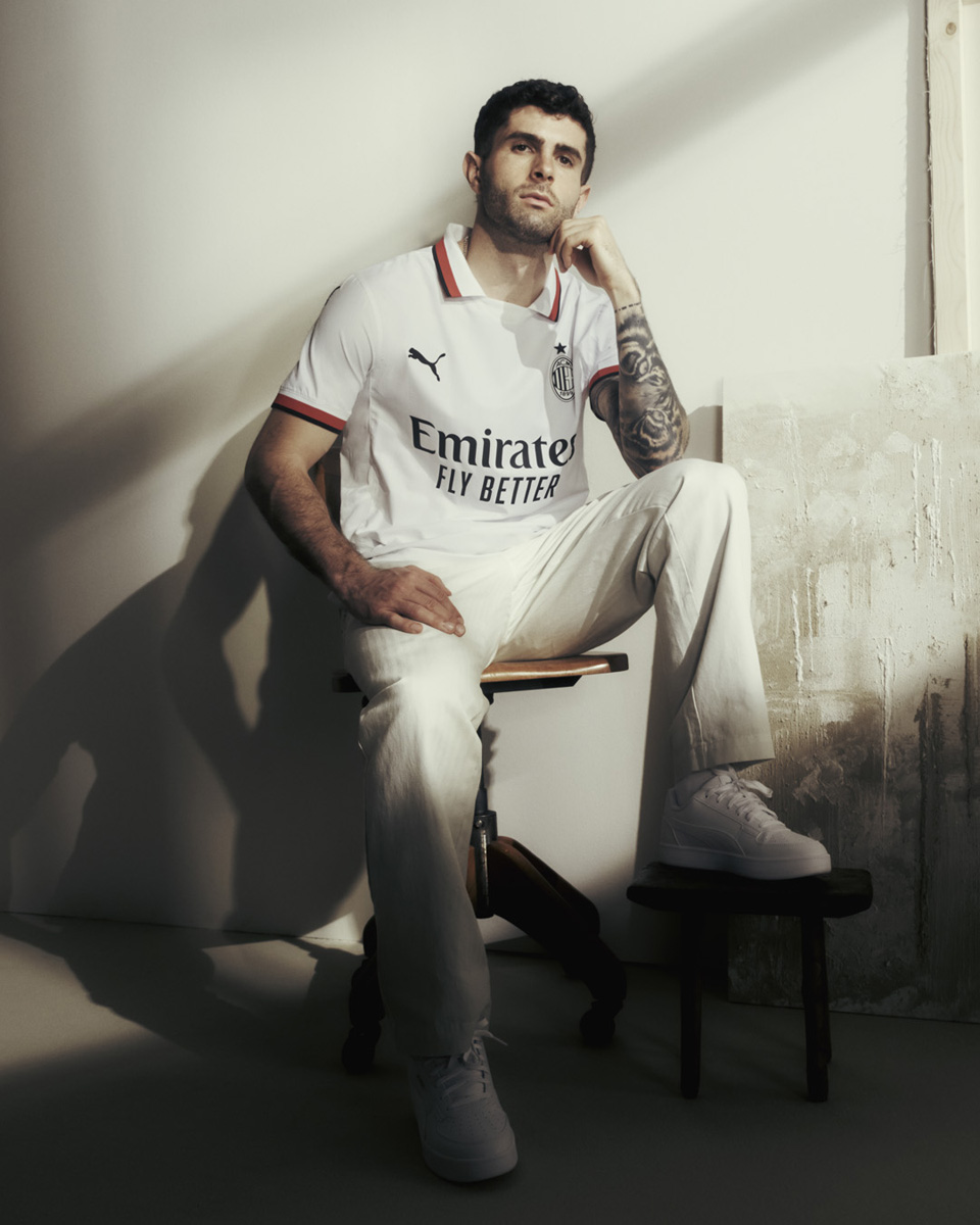 ​Áo đấu sân khách AC Milan cho mùa giải 2024-25