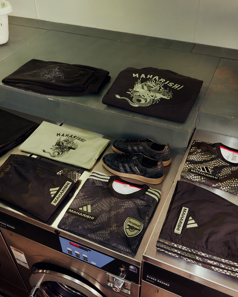 Adidas × Maharishi × Arsenal loạt trang phục chung