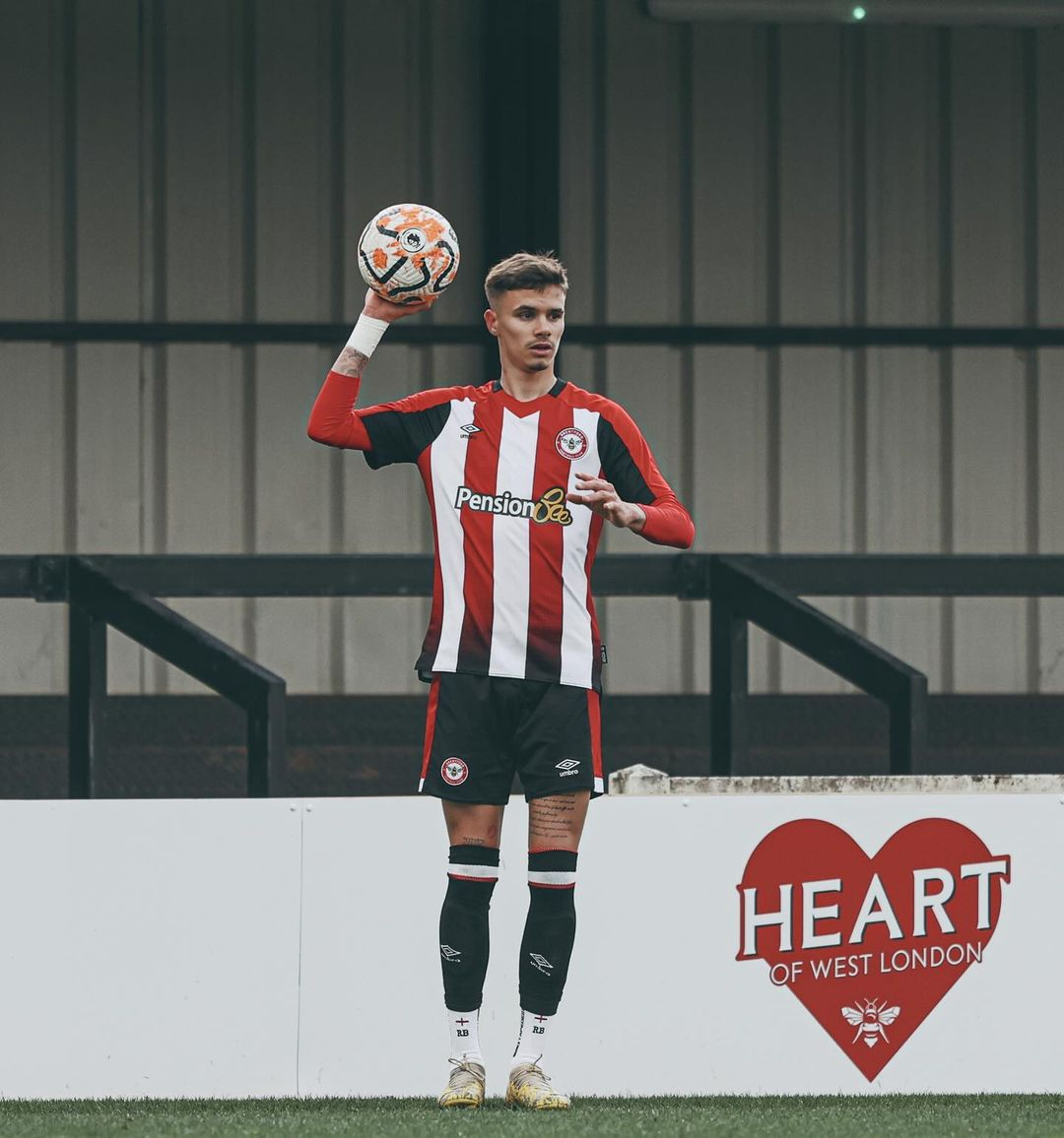 ​Romeo Beckham has decided to retire from professional football