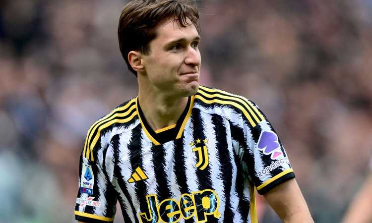 ​Juventus bán 8 cầu thủ, Man United hưởng lợi