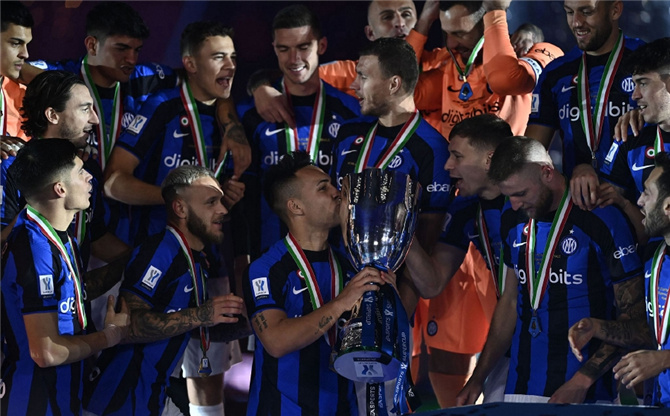 Inter thrash rivals Milan 3-0 to win Italian Supercup
